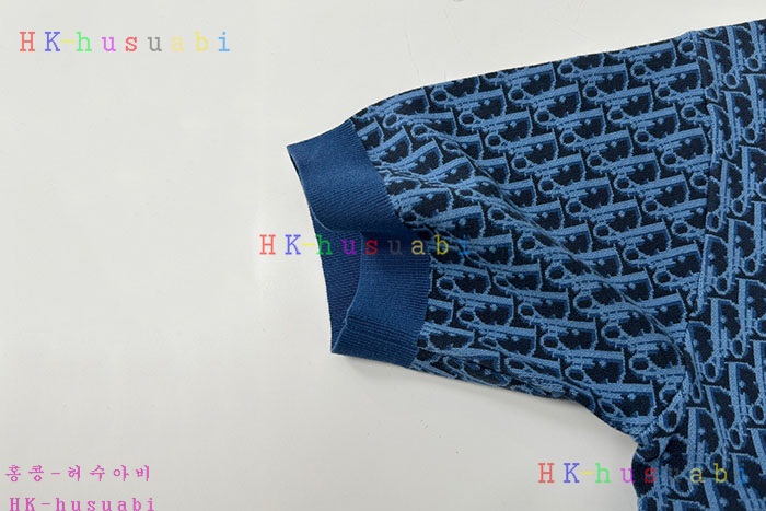NEW 디올 반팔티 신상 DR 967004