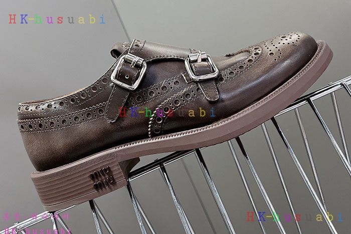 NEW 미우미우 신발 신상 MU 5704008