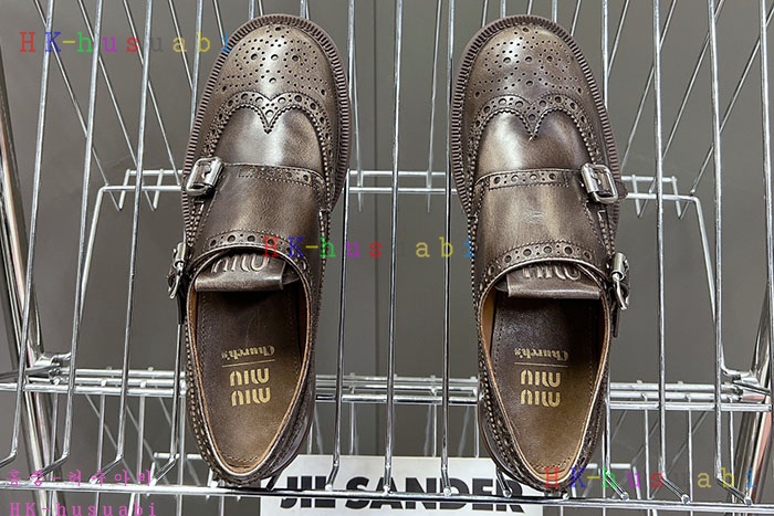 NEW 미우미우 신발 신상 MU 5704008