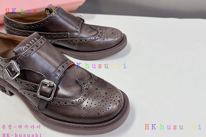 NEW 미우미우 신발 신상 MU 5704008