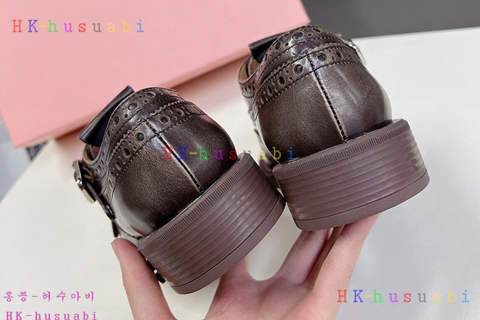 NEW 미우미우 신발 신상 MU 5704008