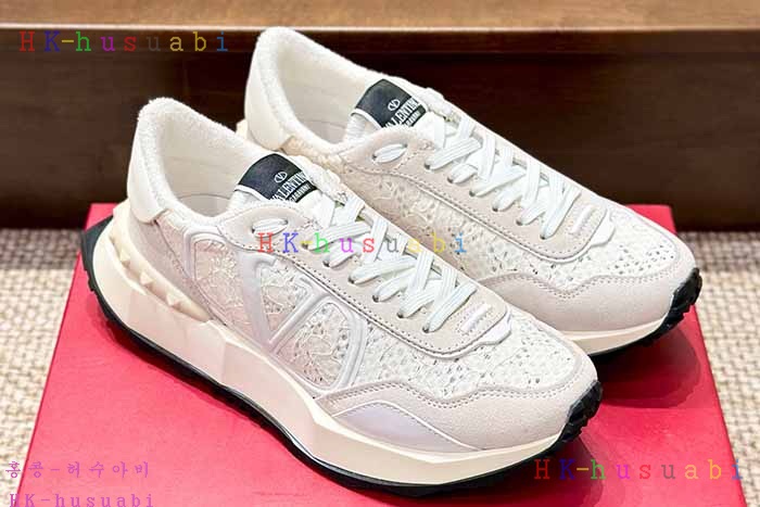 NEW 발렌티노  신발 신상 V 644185