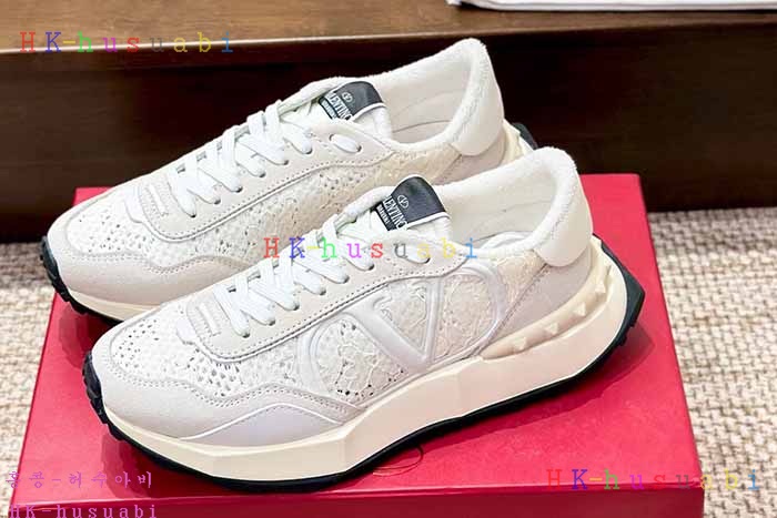 NEW 발렌티노  신발 신상 V 644185