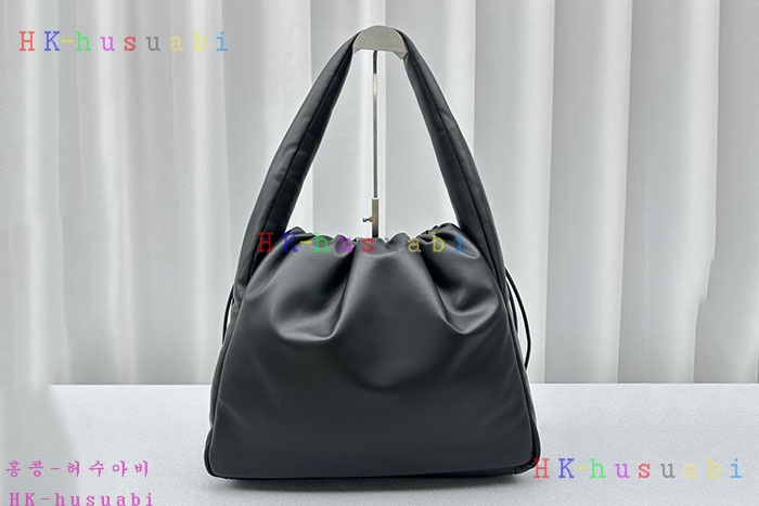 ★미러급★알렉산더왕 ryan 버터리 레더 퍼프 라지 백 W 558010-2
