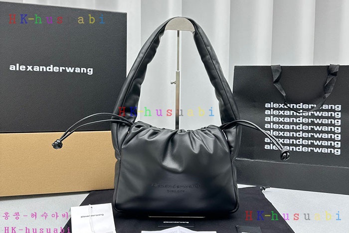 ★미러급★알렉산더왕 ryan 버터리 레더 퍼프 스몰 백 W 558011-2