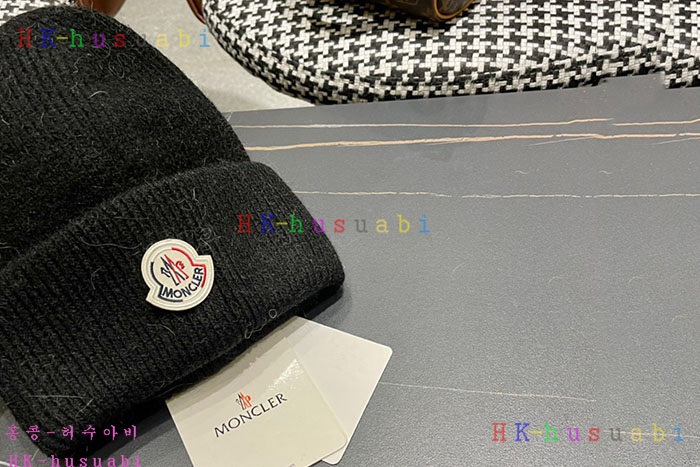 NEW 몽클레어 모자 신상 M 996706