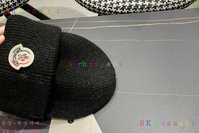 NEW 몽클레어 모자 신상 M 996706