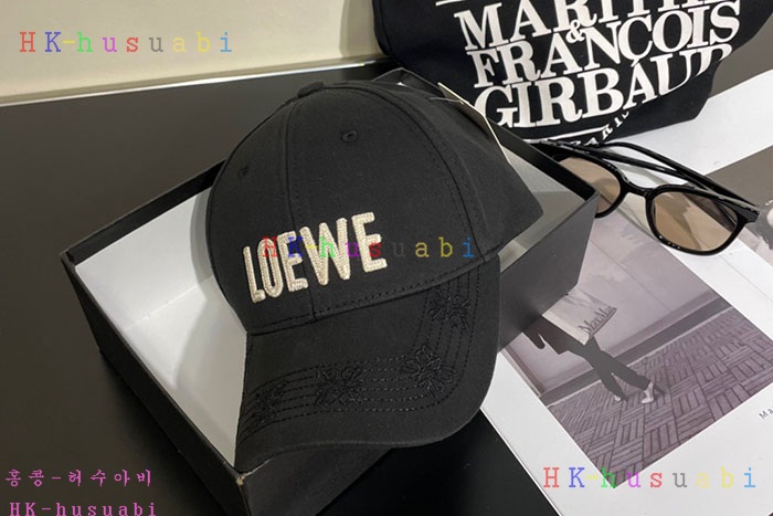 NEW 로에베 모자 신상 LW 8599581