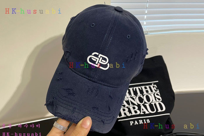 NEW 발렌시아가 모자 신상 B 582702