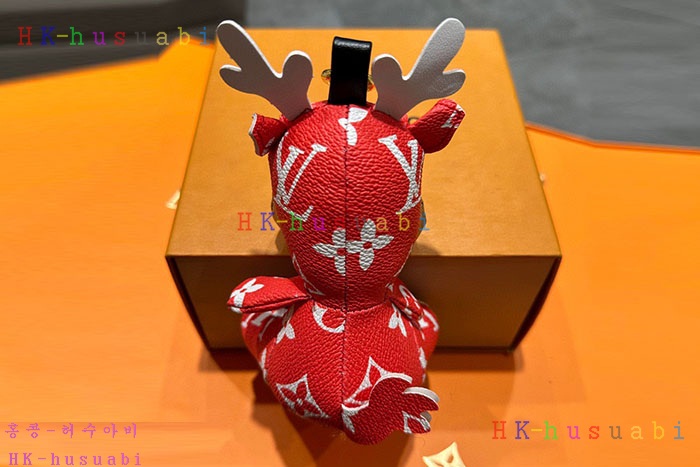 NEW 루이비통 키링 백참 신상 LV 4417015