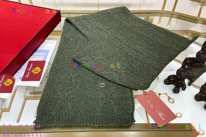 NEW 로로피아나 스카프 신상 L 8857001