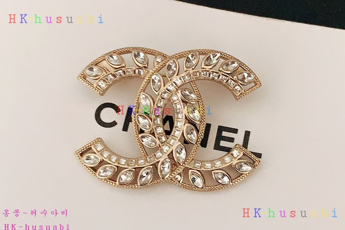 NEW 샤넬 브로치 신상 C  2408839