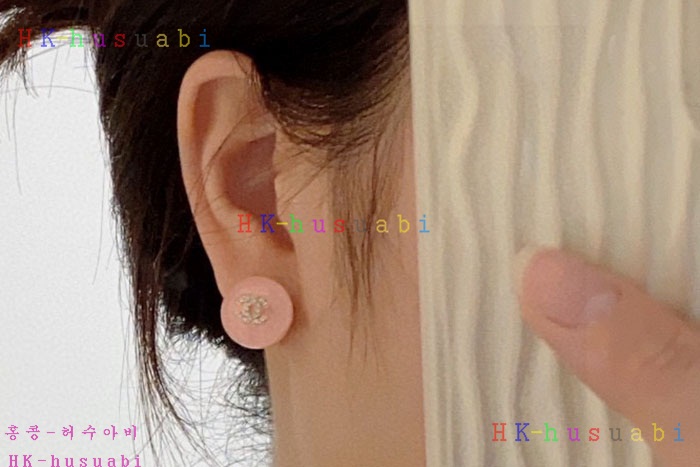 NEW 샤넬 귀걸이 신상 C  2409021