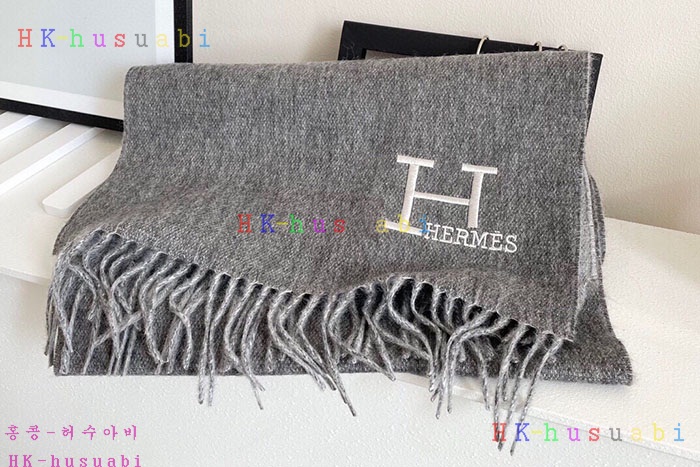 NEW 에르메스 스카프 신상 H 6689136