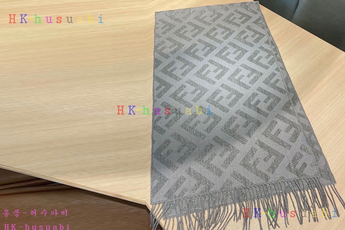 NEW펜디 스카프 신상 FD 705503