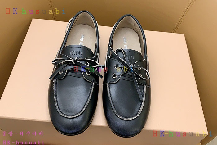 NEW 미우미우 신발 신상 M 8857001