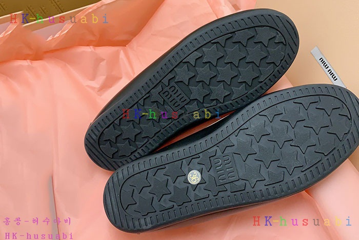 NEW 미우미우 신발 신상 M 8857001