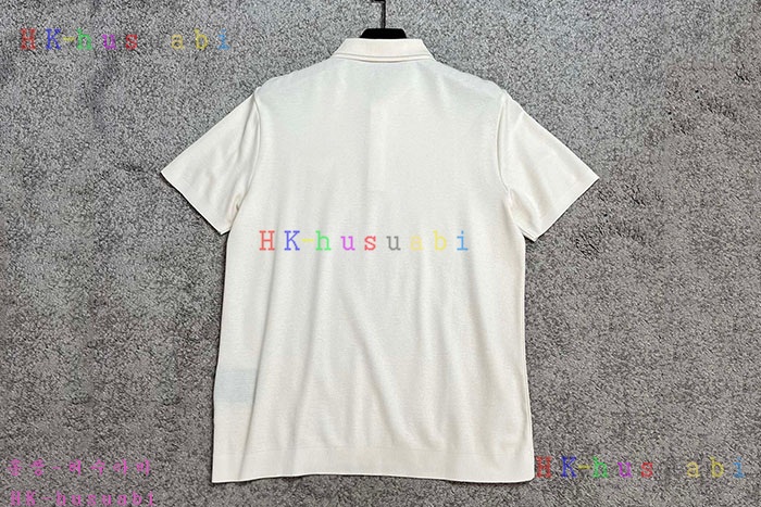 NEW 프라다 반팔티 신상 P 664457