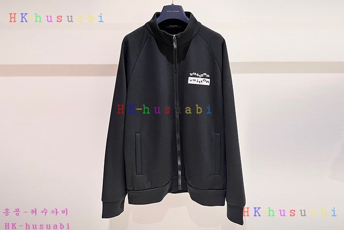 NEW 루이비통 상하의셋트 신상  LV 299220