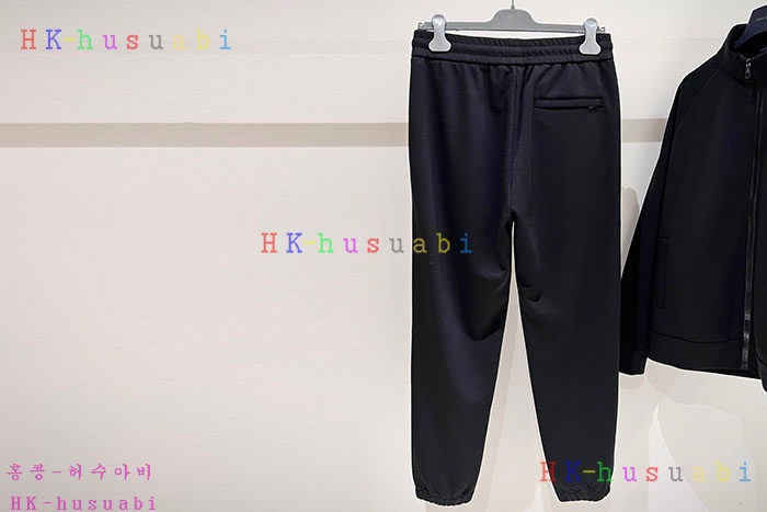 NEW 루이비통 상하의셋트 신상  LV 299220