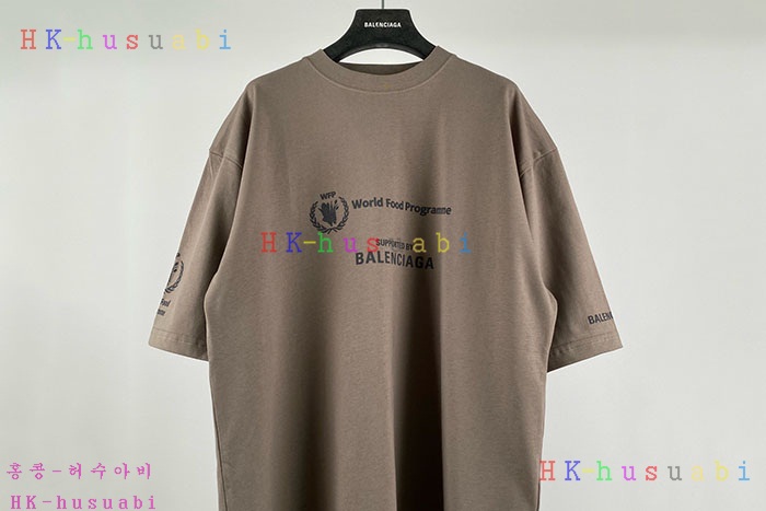 NEW 발렌시아가 반팔티 신상 B 5700404