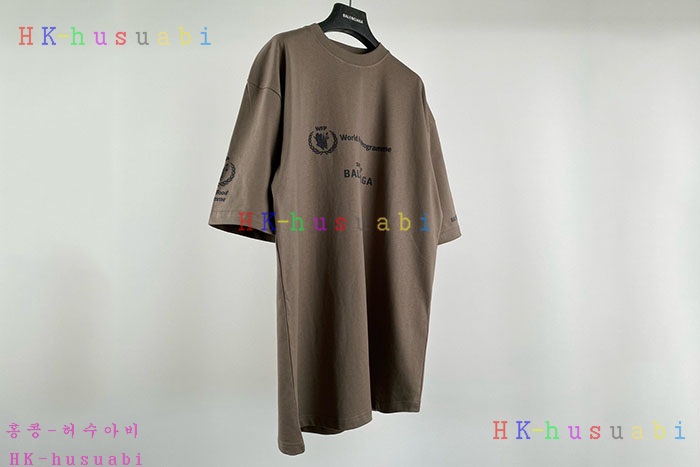 NEW 발렌시아가 반팔티 신상 B 5700404