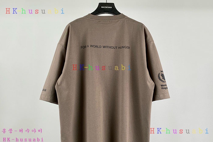 NEW 발렌시아가 반팔티 신상 B 5700404