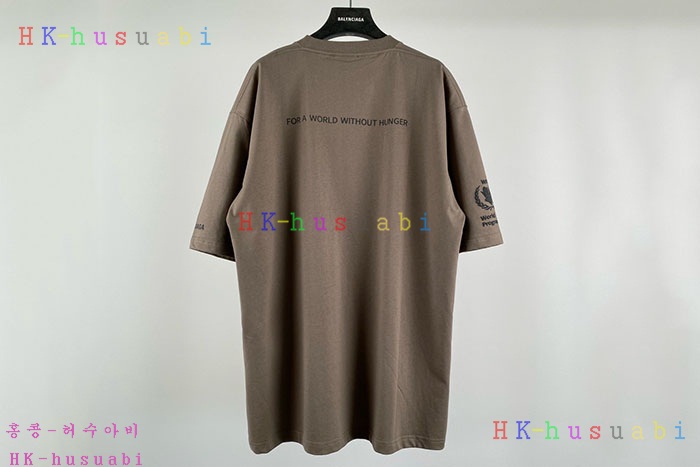 NEW 발렌시아가 반팔티 신상 B 5700404