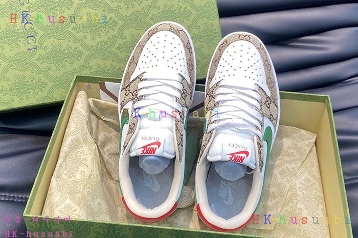 NEW 구찌 스니커즈 신상 GU 558006
