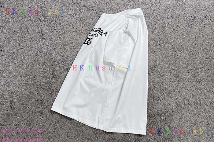 NEW 돌체앤가바나 반팔티 신상 DG 25240010