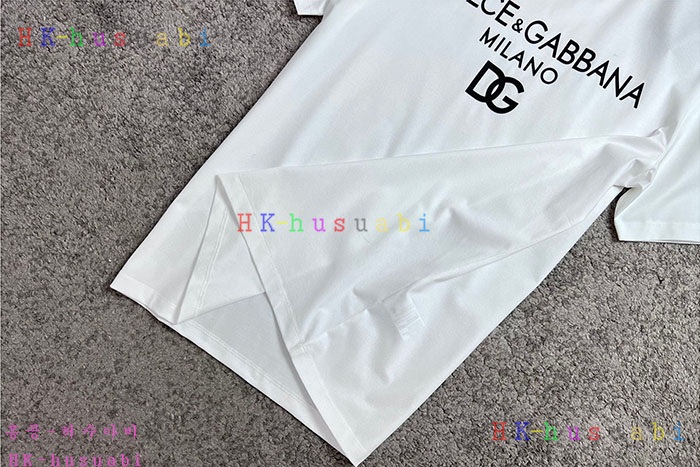 NEW 돌체앤가바나 반팔티 신상 DG 25240010