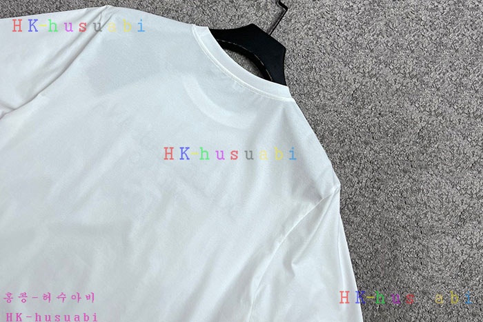 NEW 돌체앤가바나 반팔티 신상 DG 25240010