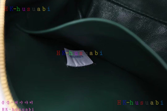 ★미러급★보테가 베네타 스몰 루프 카메라 백 717520-2