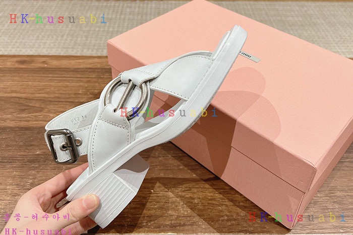 NEW 미우미우 신발 신상 MU 669001