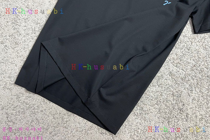 NEW 발렌티노 반팔티 신상 V 690011