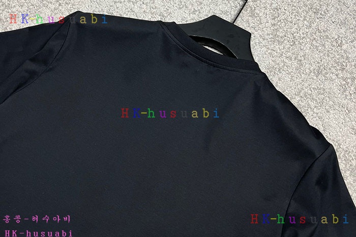 NEW 발렌티노 반팔티 신상 V 690011
