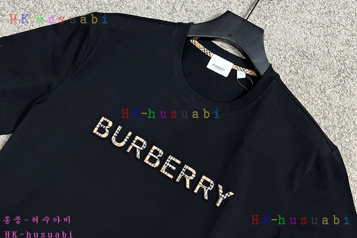 NEW 버버리 반팔티 신상 B 690804