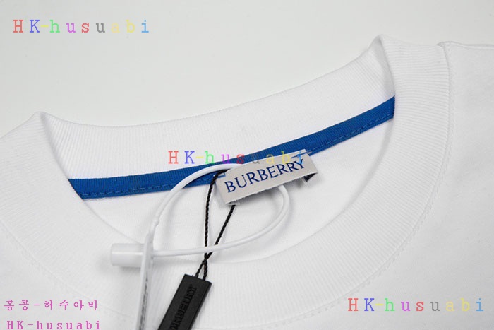 NEW 버버리 반팔티 신상 B 690810