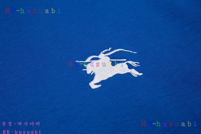 NEW 버버리 반팔티 신상 B 690811