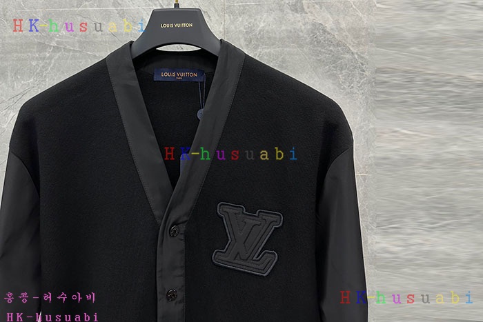 NEW 루이비통 가디건 LV 690025