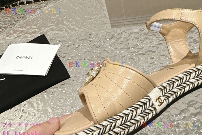 NEW 샤넬 샌들 신상 C 698857
