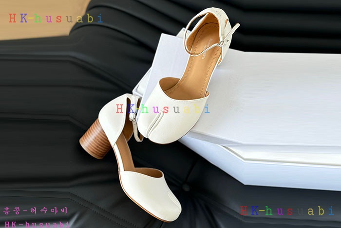 NEW 메종 마르지엘라 신발 신상 M 885812