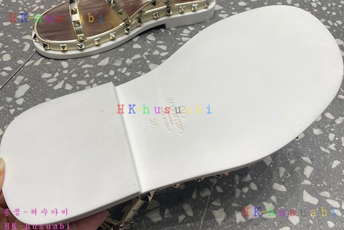 NEW 발렌티노 샌들 신상 V 441902