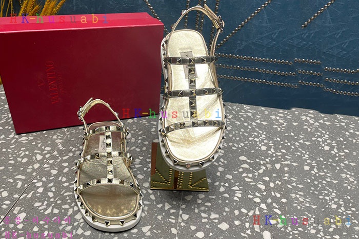 NEW 발렌티노 샌들 신상 V 441902