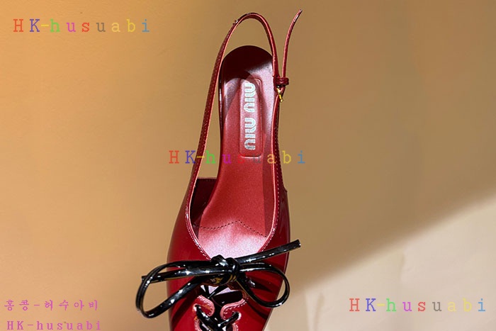 NEW 미우미우 신발 신상 M 672804