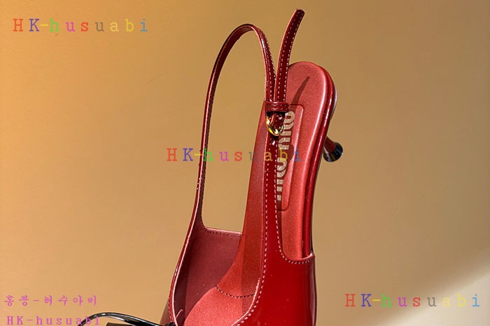 NEW 미우미우 신발 신상 M 672804