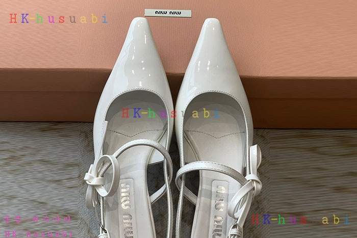NEW 미우미우 신발 신상 M 711404