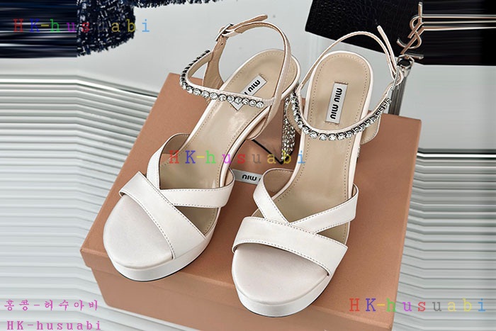 NEW 미우미우 신발 신상 M 605501