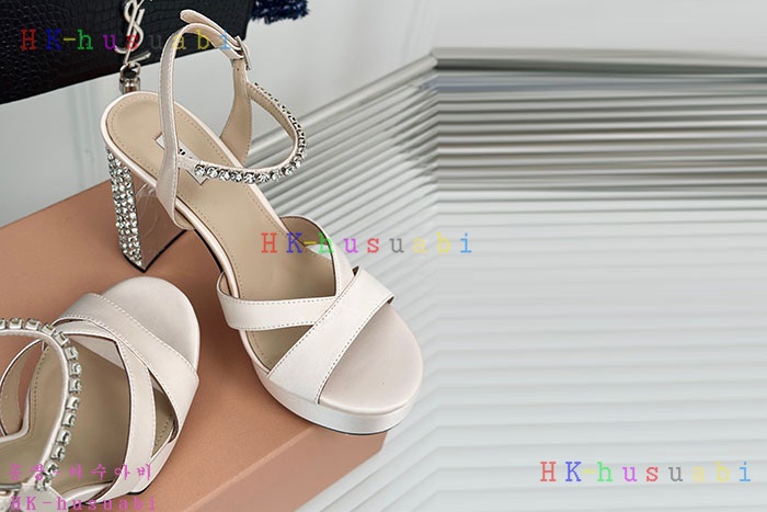 NEW 미우미우 신발 신상 M 605501