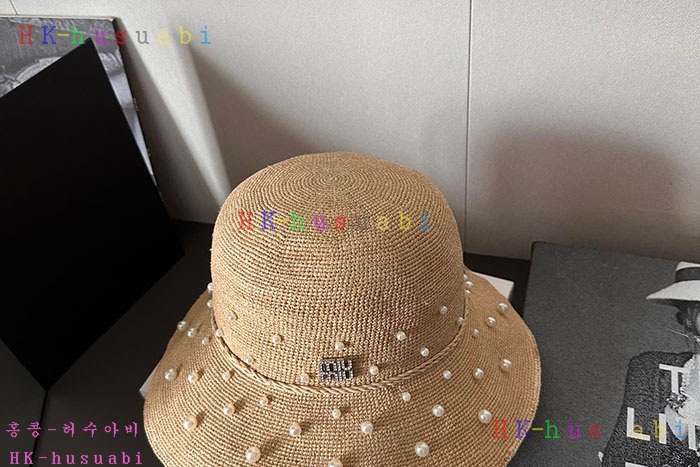 NEW 미우미우 모자 신상 M 140500